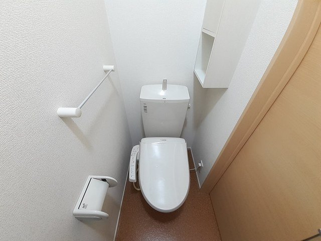トイレ　清潔感のあるトイレです