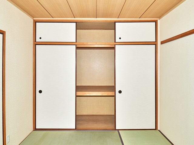 収納　和室の押入と天袋