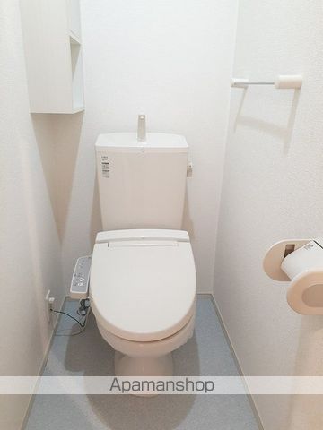ＪＲ東海道本線 袋井駅 バス乗車時間：10分 最寄りバス停で下車 徒歩3分 2階建 築13年のトイレ写真