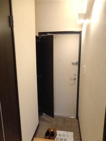 玄関　★大きな靴箱の玄関★