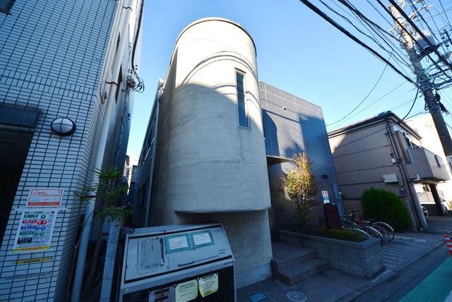建物外観　★駅徒歩５分★