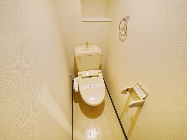 レオネクストシャイン宮内のトイレ写真