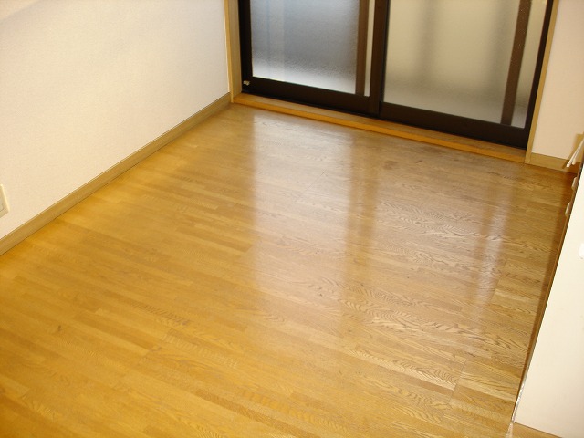 セントラルハイムの居間写真