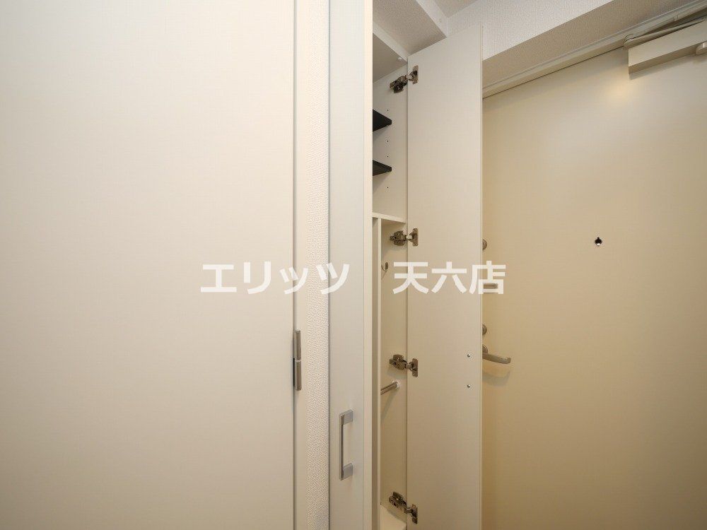セレニテ新大阪エクラの内装写真