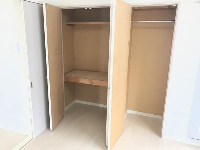 収納　クローゼット