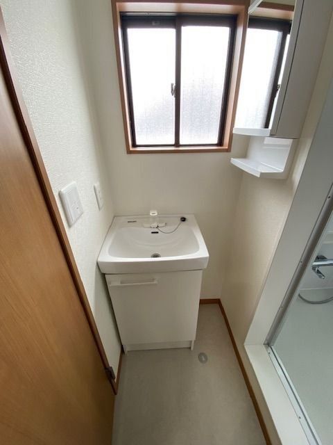 洗面設備　※写真は別部屋