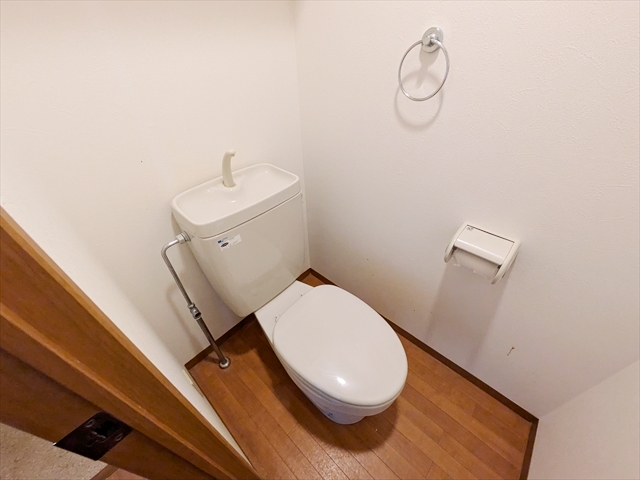 トイレ　清潔感のあるトイレです。