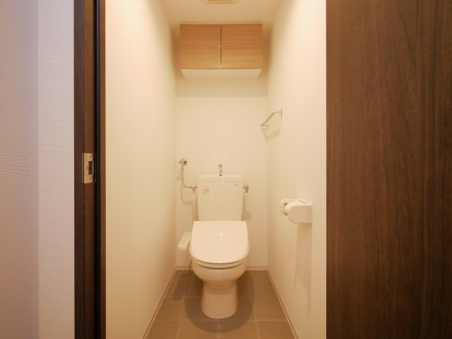 地下鉄東西線 西２８丁目駅 徒歩11分 4階建 築3年のトイレ写真