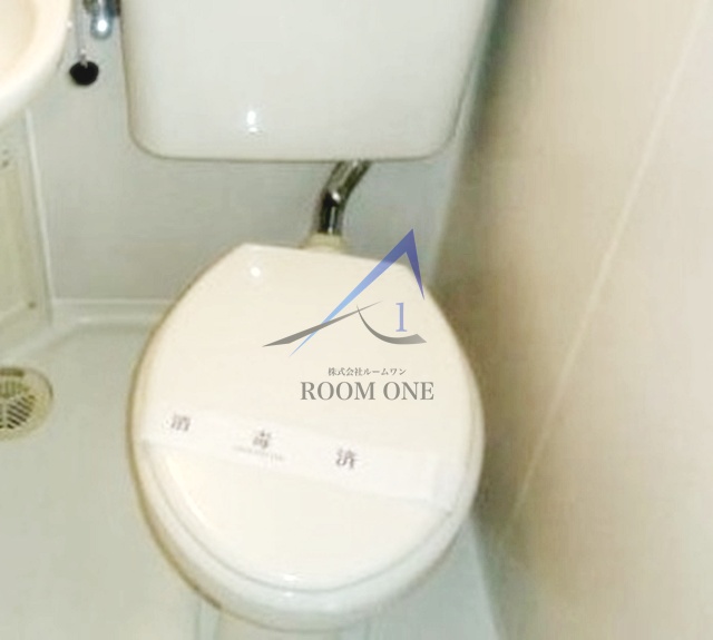 ファーストコート新宿のトイレ写真