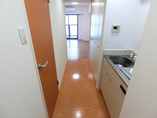 阪神本線 西宮駅 徒歩8分 10階建 築18年の内装写真