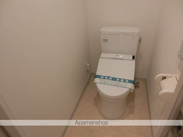 都営新宿線 浜町駅 徒歩4分 7階建 築8年のトイレ写真