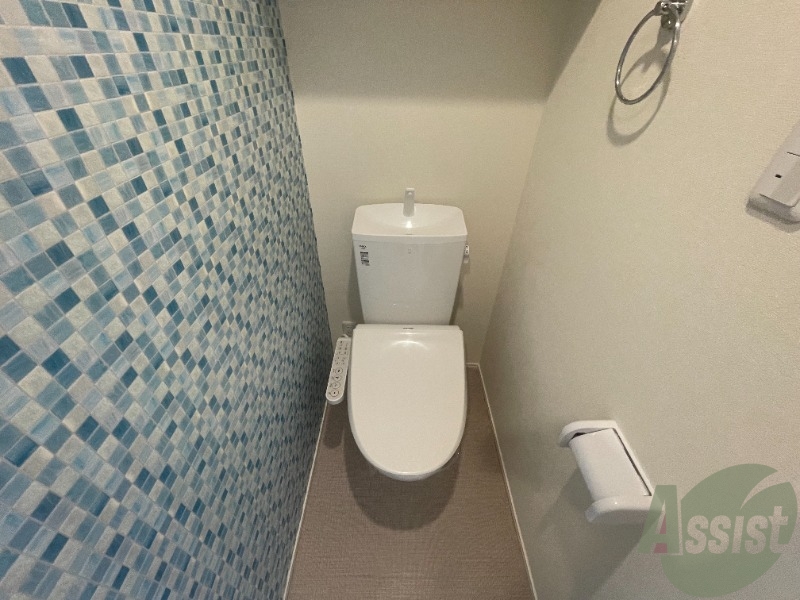 トイレ　こちらはトイレです。清潔感があり、安心して使用できます。