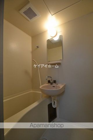 カーメル原の風呂写真