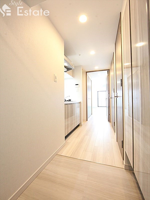 S-RESIDENCE鶴舞IIの玄関写真