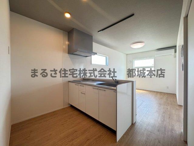 Lieto吉尾の居間写真