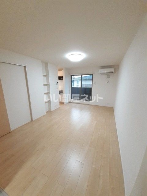 フォレスト A棟の居間写真