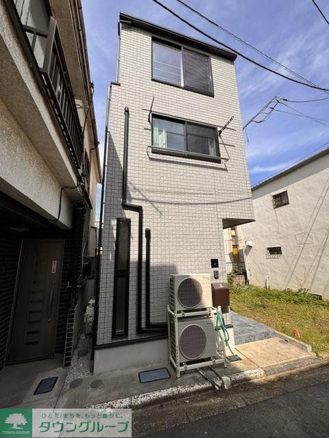エントランス　駐車場