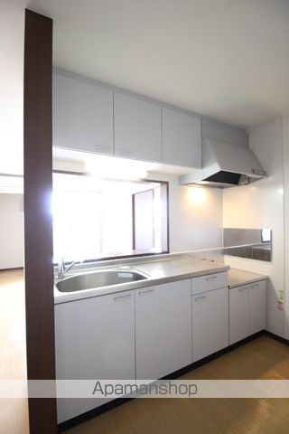 ＪＲ山陽本線 瀬戸駅 徒歩10分 2階建 築19年のキッチン写真