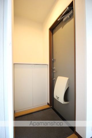 ＪＲ山陽本線 瀬戸駅 徒歩10分 2階建 築19年の玄関写真
