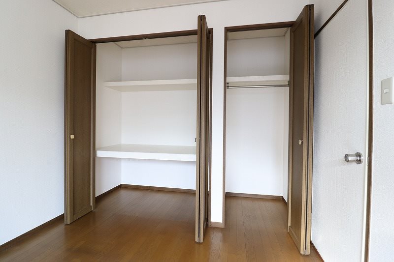 収納　退去予定のため別部屋写真使用