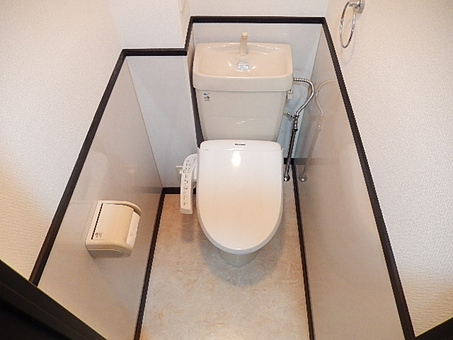 プティアドゥのトイレ写真