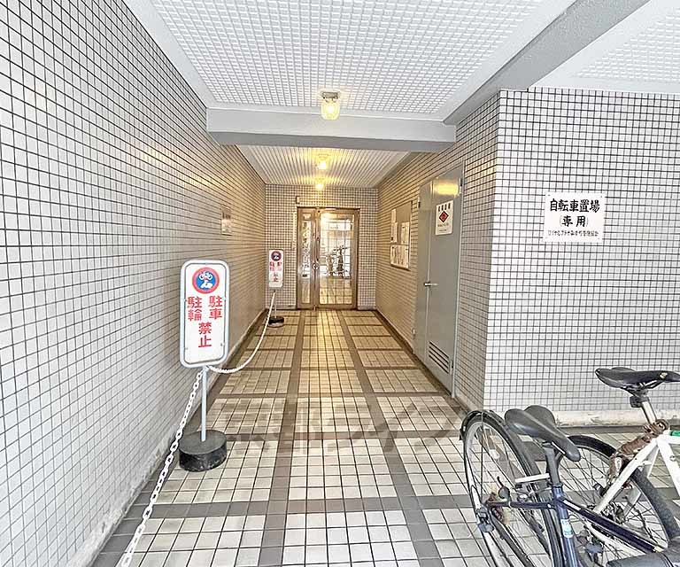 エントランス