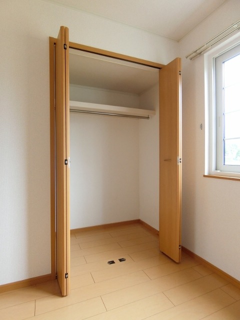 収納　図面と現状に相違がある場合には現状を優先