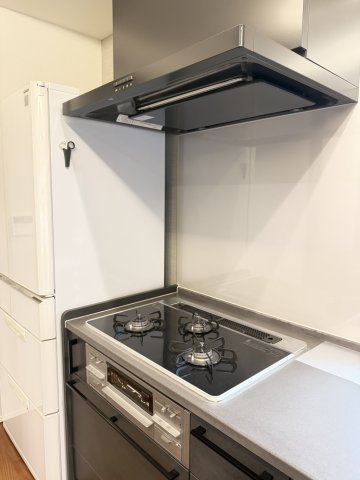 キッチン　※家具・家電等の残置物は撤去します。