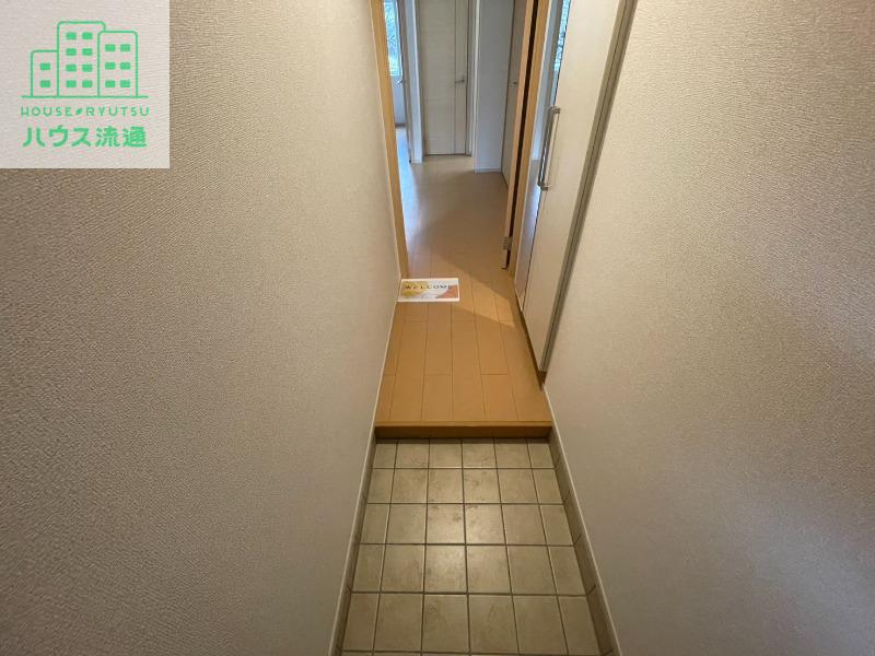 ＪＲ大村線 諏訪駅 徒歩13分 2階建 築13年の玄関写真