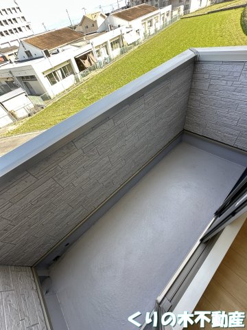 バルコニー　同タイプのお部屋です（現況を優先します）
