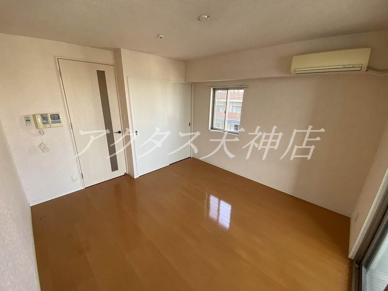 居室・リビング　角部屋です。