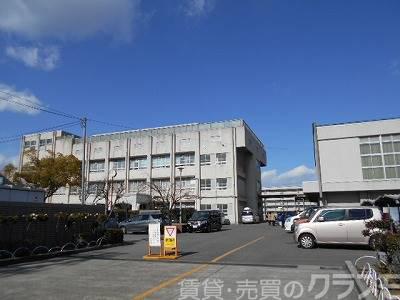 中学校　堺市立深井中央中学校（中学校）まで321m