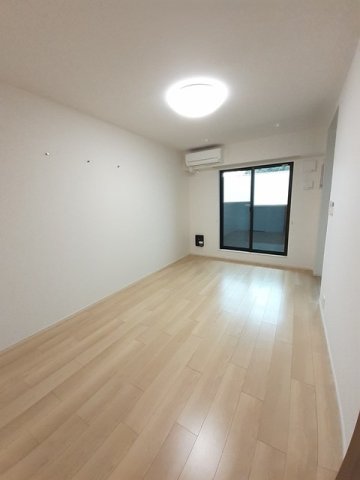 居室・リビング　居間です