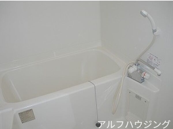 久々利ハイツB棟の風呂写真