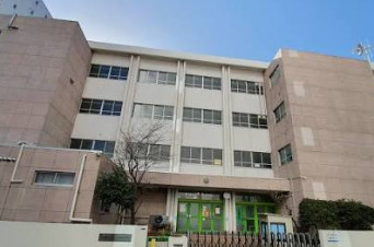 小学校　港区立東町小学校（小学校）まで257m