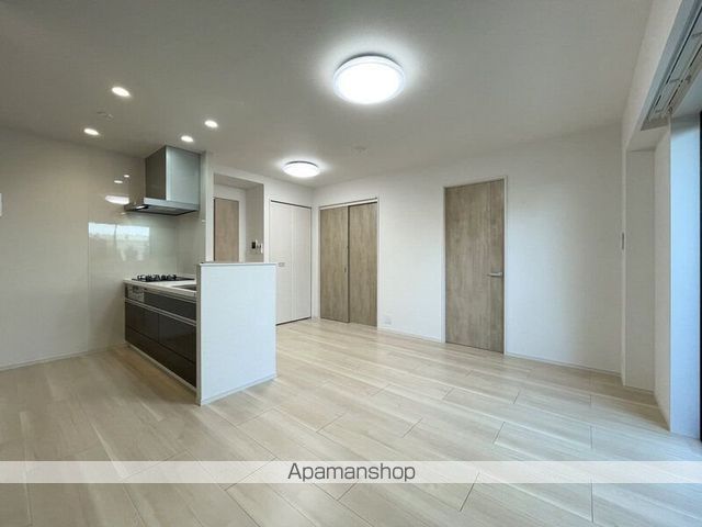 SーRESIDENCE富士見ヶ丘affordの居間写真