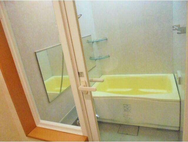 ブルーライン 仲町台駅 徒歩9分 2階建 築23年の風呂写真