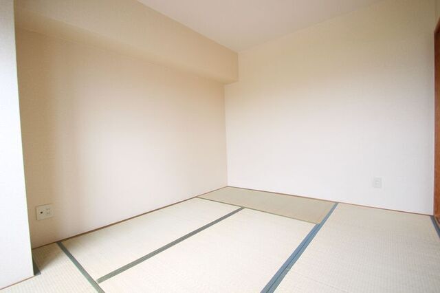 ファミーユ植田東の内装写真