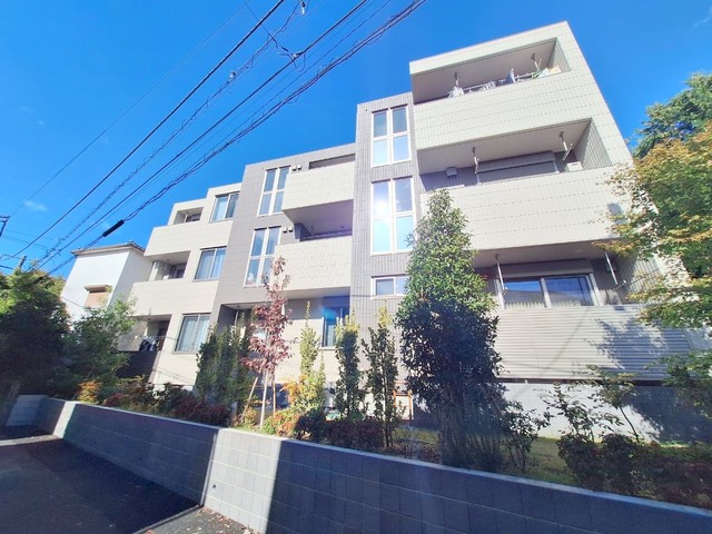建物外観　耐震構造の旭化成へーベルメゾン
