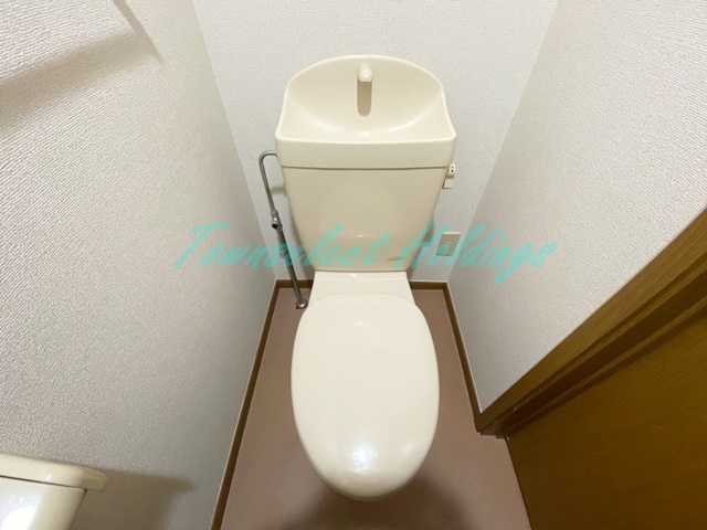 トイレ　清潔感のあるトイレです