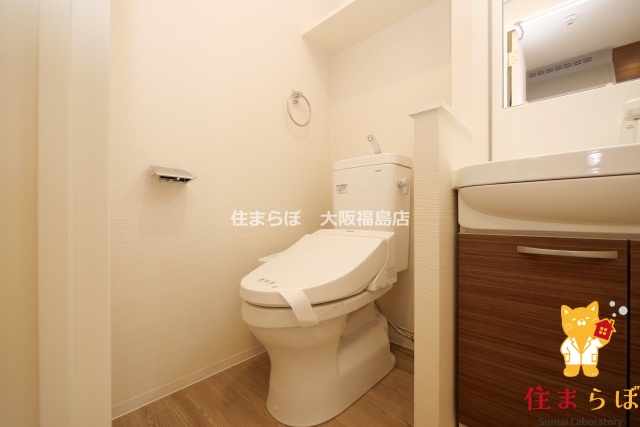 地下鉄千日前線 玉川駅 徒歩4分 9階建 築9年のトイレ写真