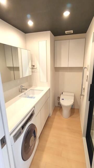 レジディア芝浦KAIGANのトイレ写真