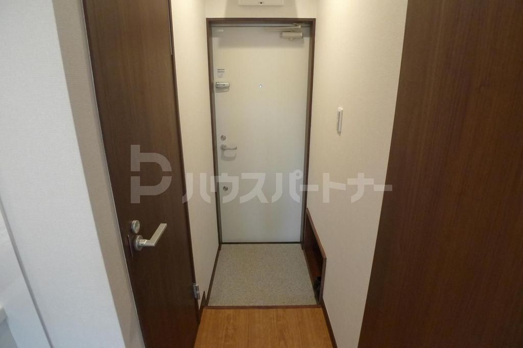 Liever B棟の玄関写真