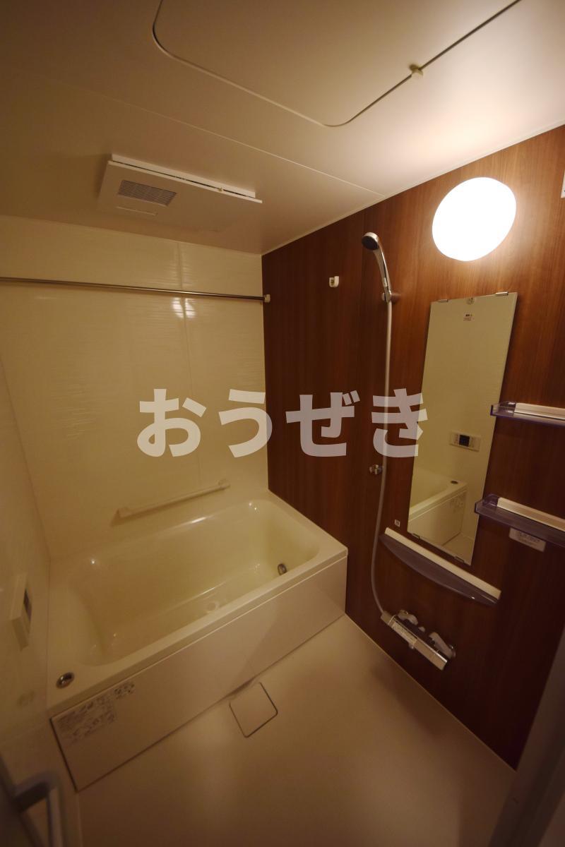 ＪＲ総武線 亀戸駅 徒歩7分 19階建 築4年の風呂写真