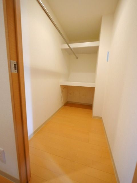 収納　反転タイプになります