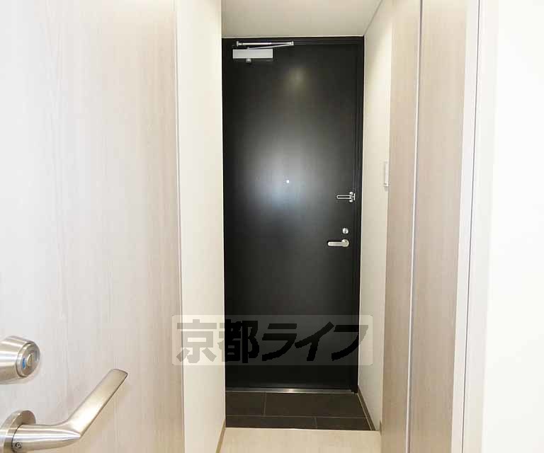 EN 伏見稲荷の玄関写真