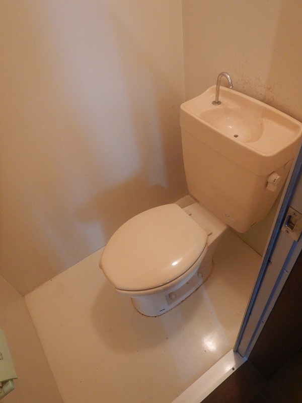 グレースコーポ大塚のトイレ写真