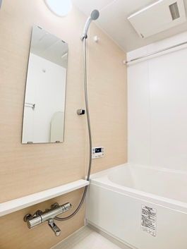 バス・シャワールーム　日々の疲れを癒すお風呂付です