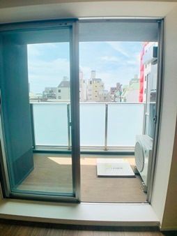 バルコニー　落ち着いた時間を過ごせるバルコニーです