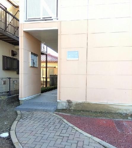 レオパレスキャピタルハイツの外観写真